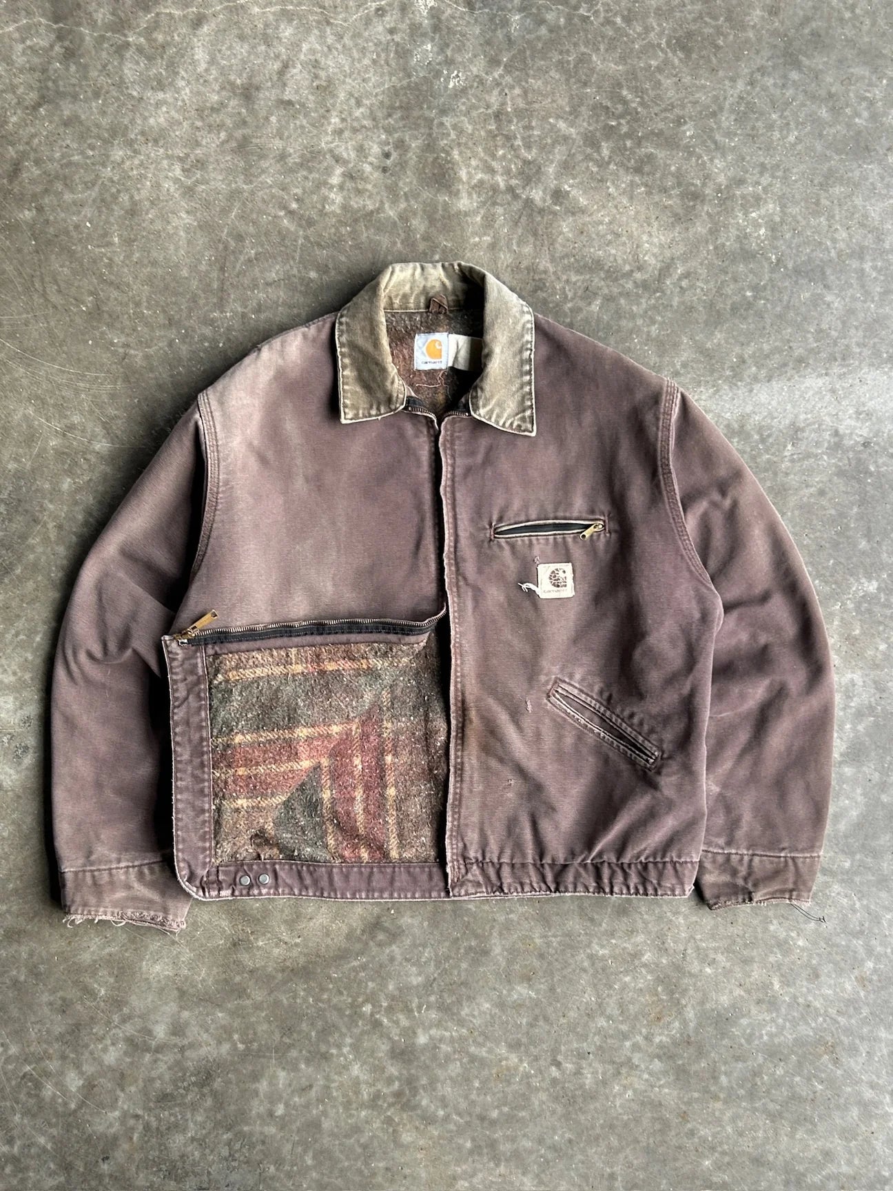 Vintage Plum Detroit Carhartt Jacket™