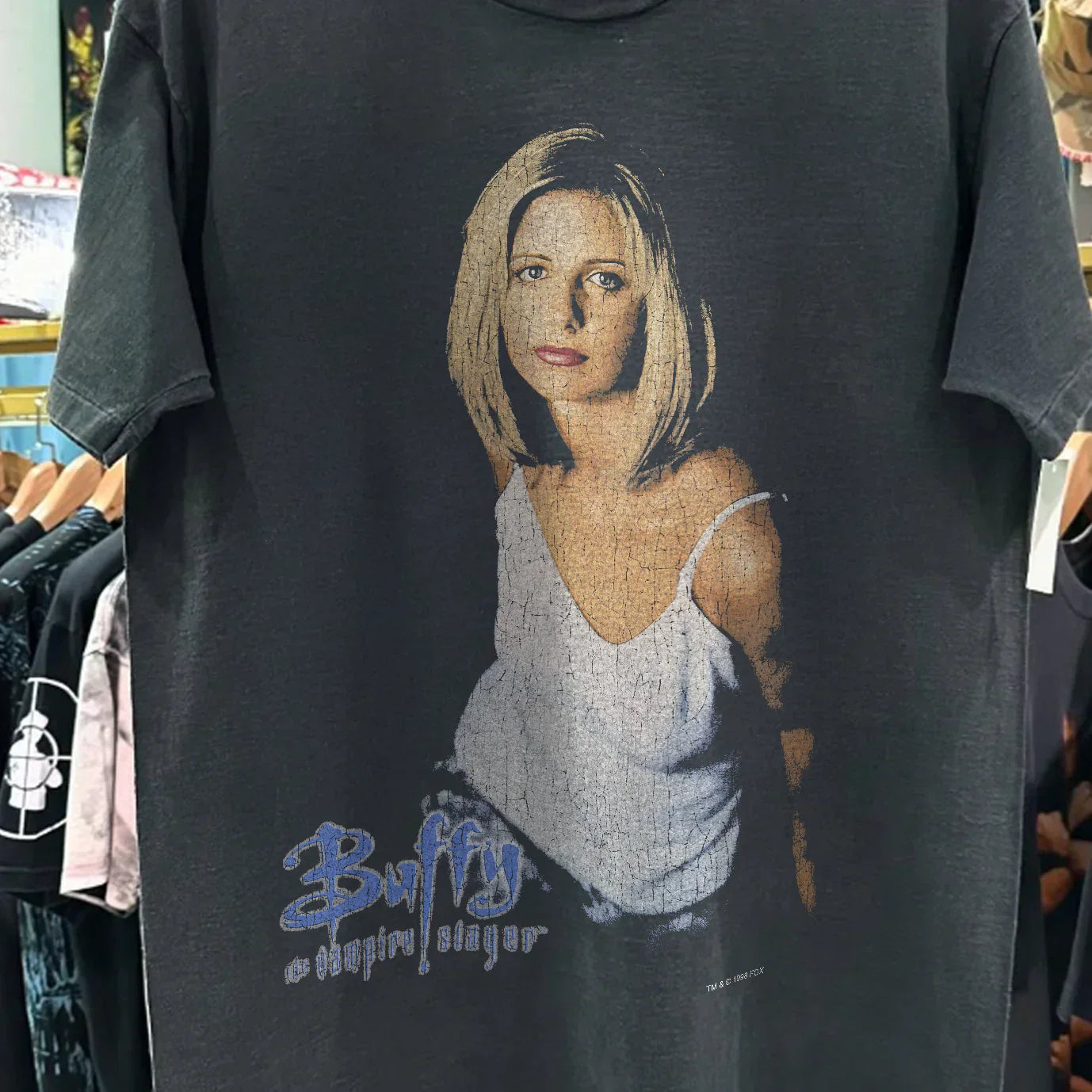 1998 BUFFY THE VAMPIRE SLAYER RARE WASHED BLACK T-SHIRT