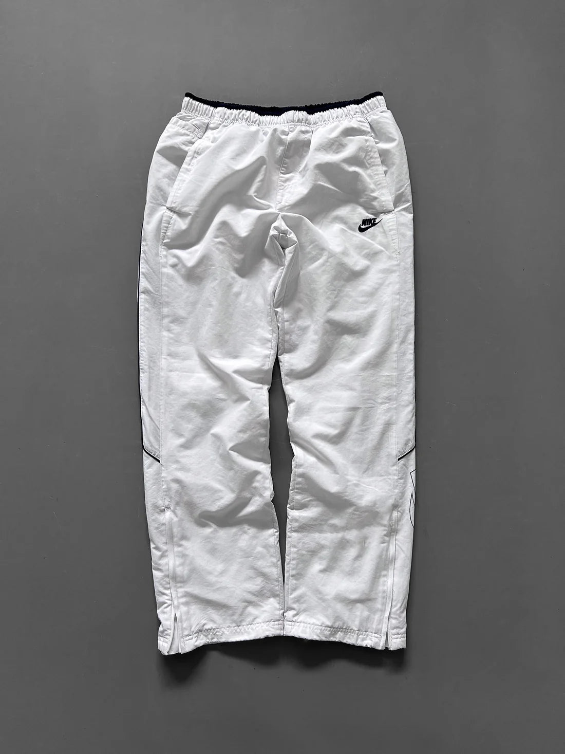 NIKE VINTAGE TRACKPANTS MYSTERY BOX (1 PIECE)™