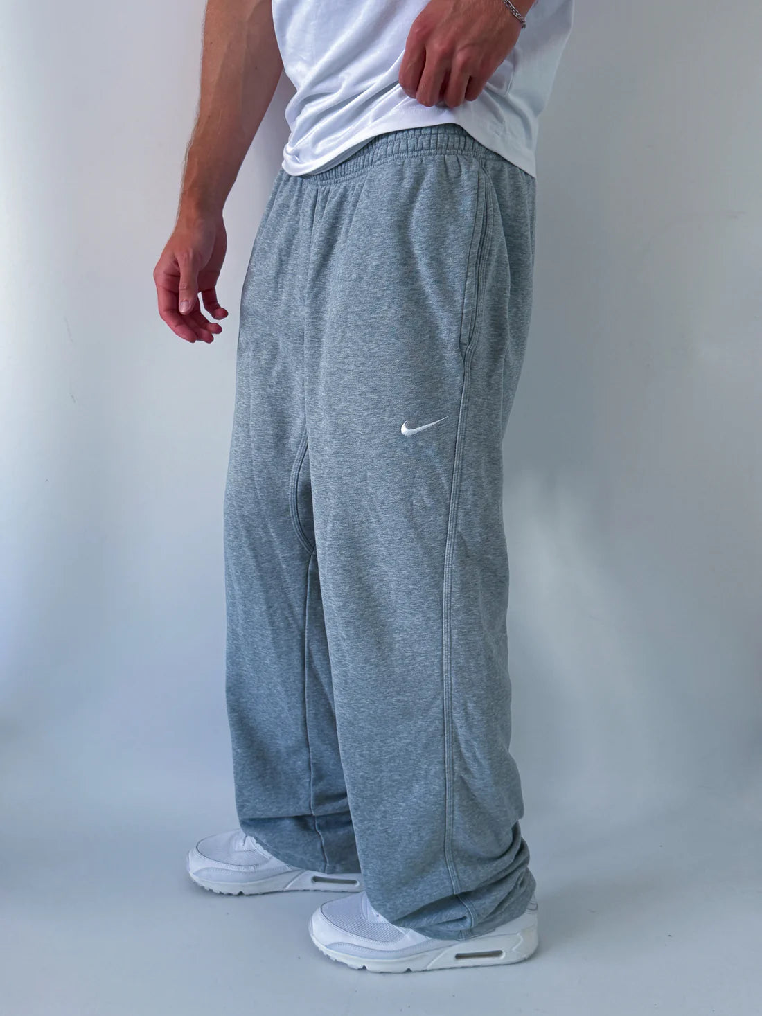 NIKE VINTAGE TRACKPANTS MYSTERY BOX (2 PIECES)™