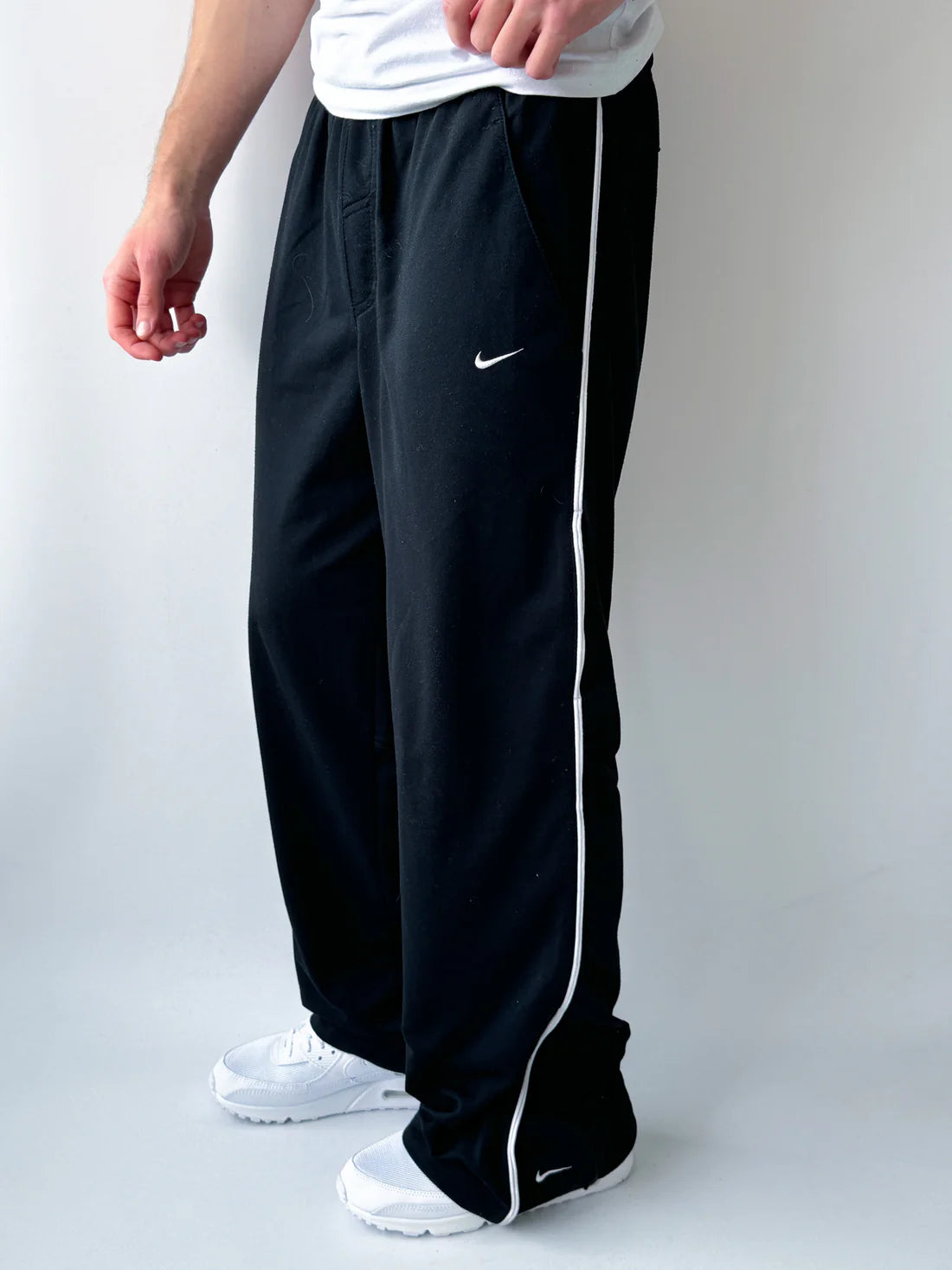 NIKE VINTAGE TRACKPANTS MYSTERY BOX (2 PIECES)™