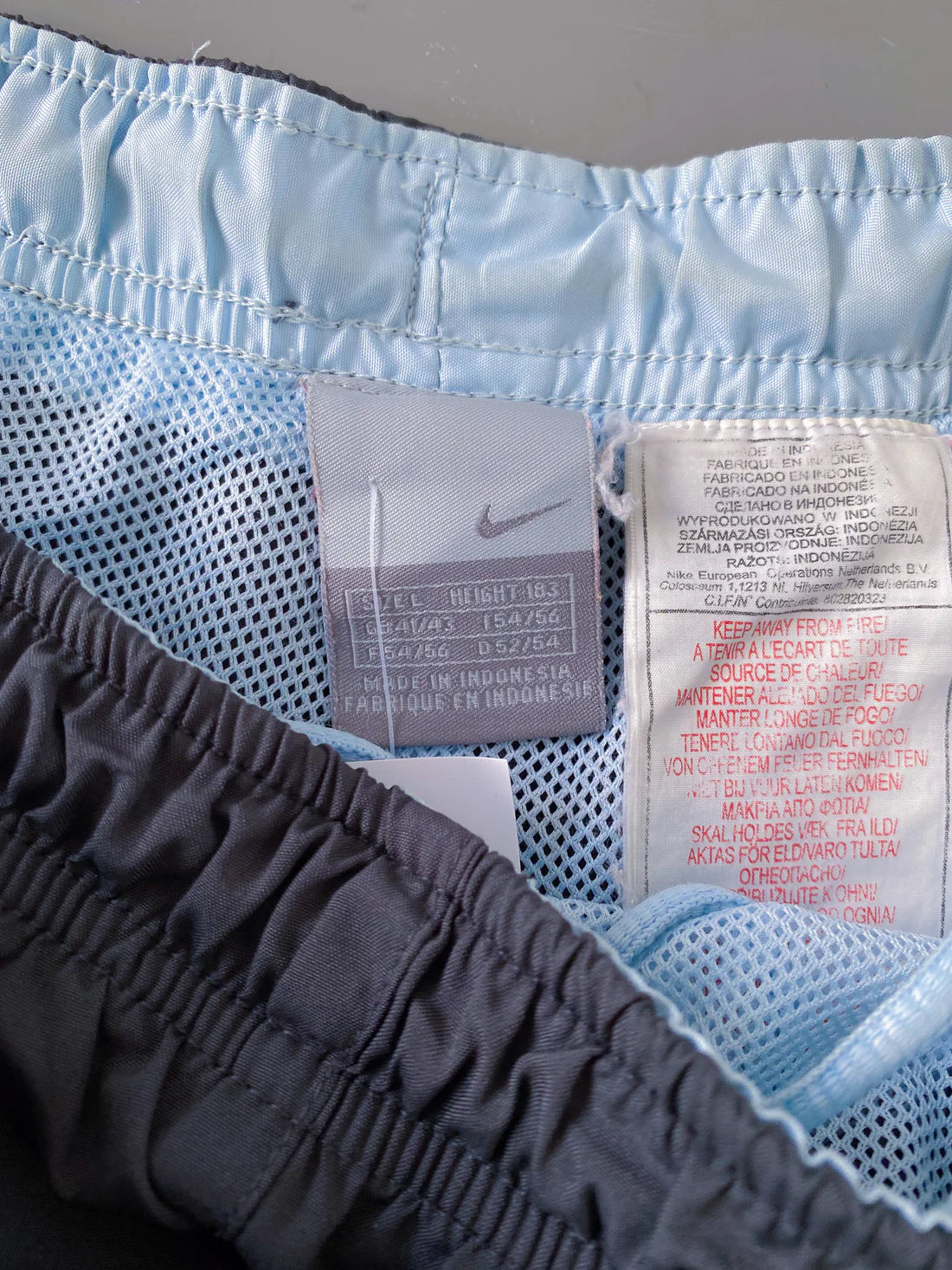 Nike Shiny Vintage Trackpants™